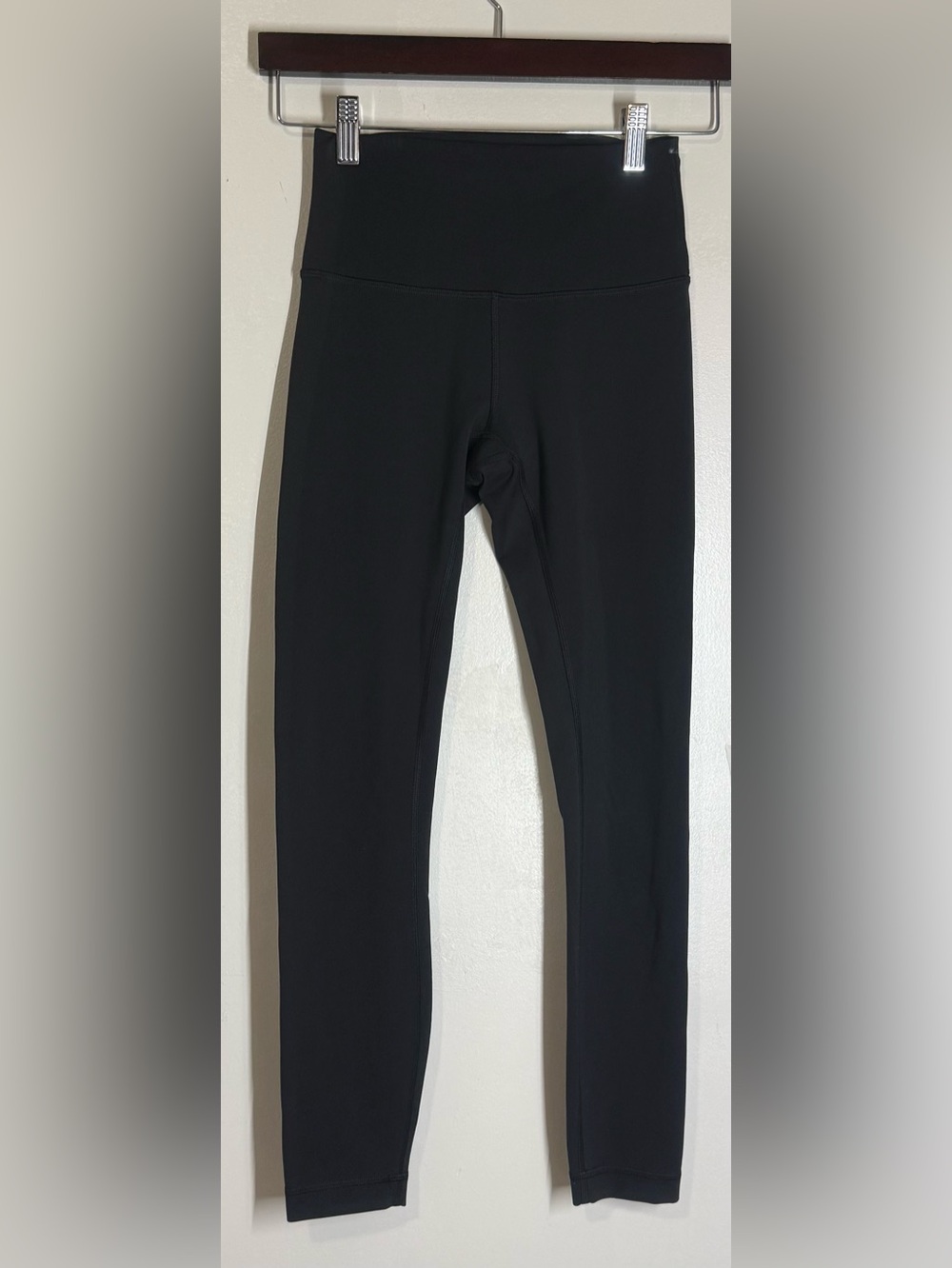 Lululemon Wunder Train High-Rise Tight 25" - Picture 4 of 10